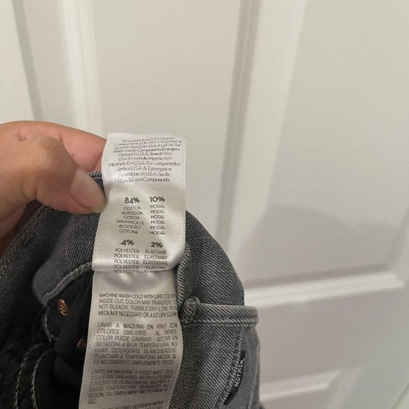 MOTHER Swooner Grey Supermoon Denim Skinny Jean - Picture 5 of 10